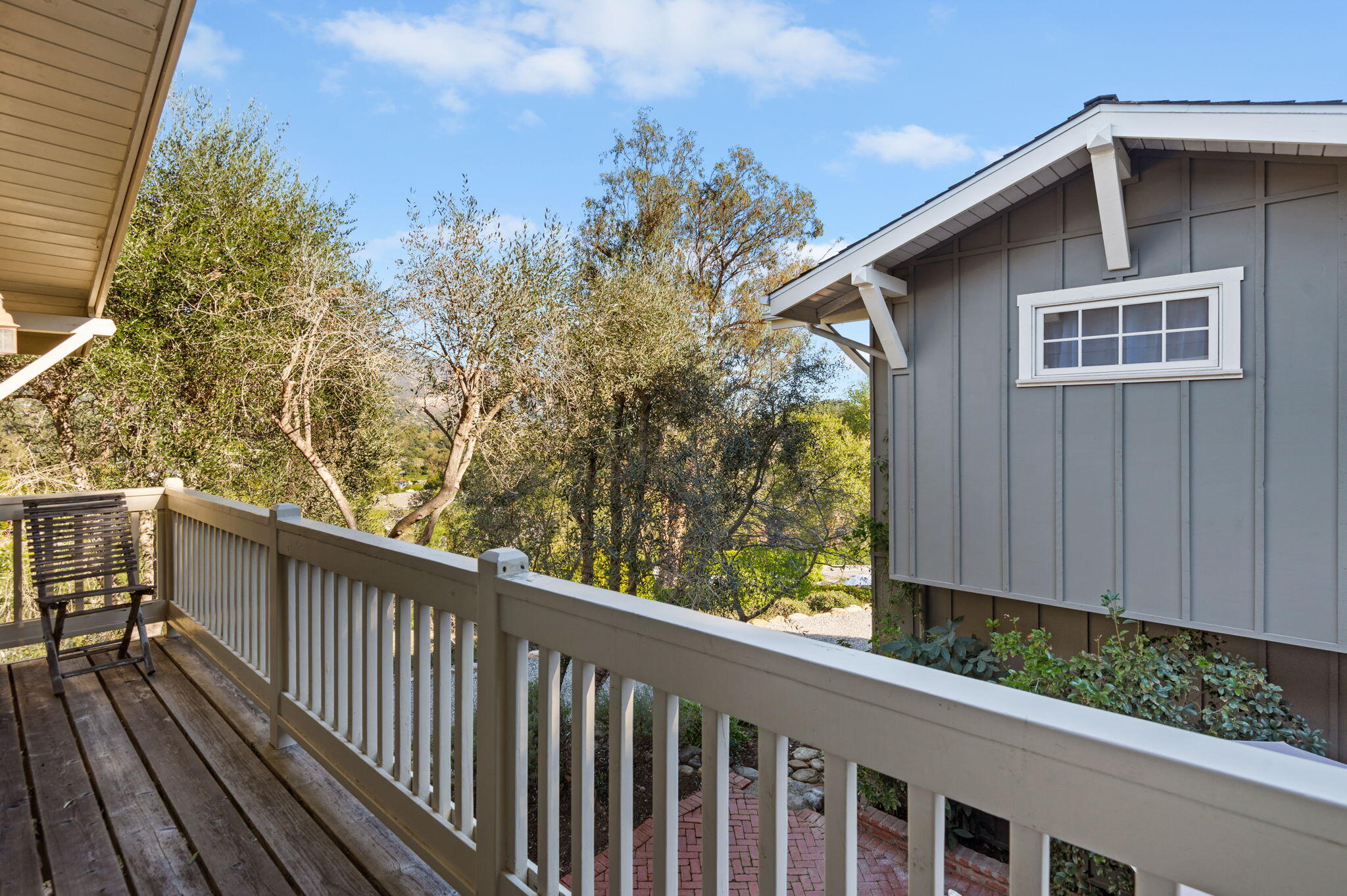 77 Crestview Lane Montecito, CA 93108 - Photo 25 of 44 25-web-or-mls-25 - Balcony