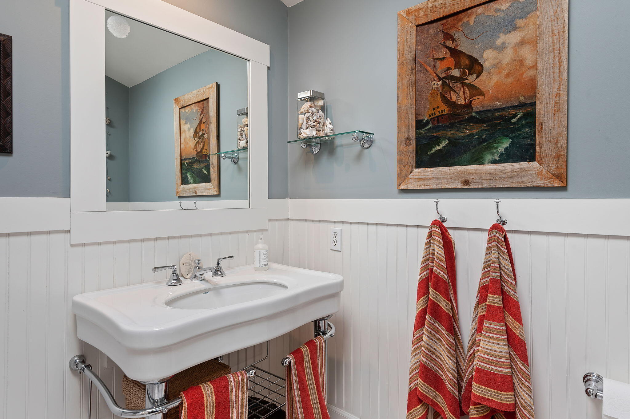 77 Crestview Lane Montecito, CA 93108 - Photo 27 of 44 27-web-or-mls-27 - Bathroom 2