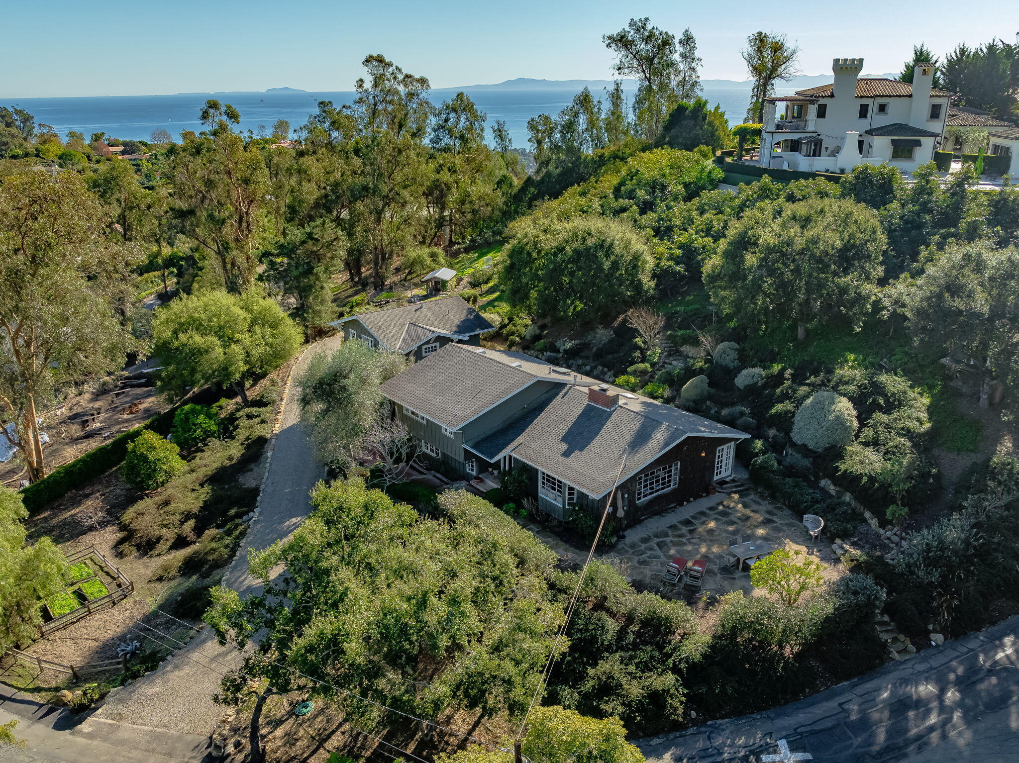 77 Crestview Lane Montecito, CA 93108 - Photo 34 of 44 34-web-or-mls-02 - Aerial View