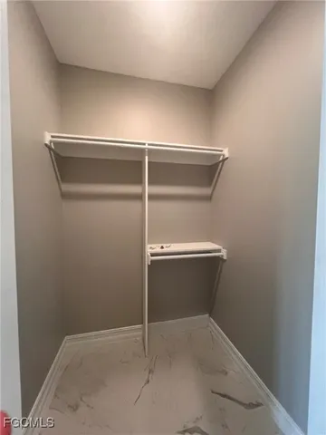 $324,900 | 1011 Cedartree Avenue, Lehigh Acres, FL 33971