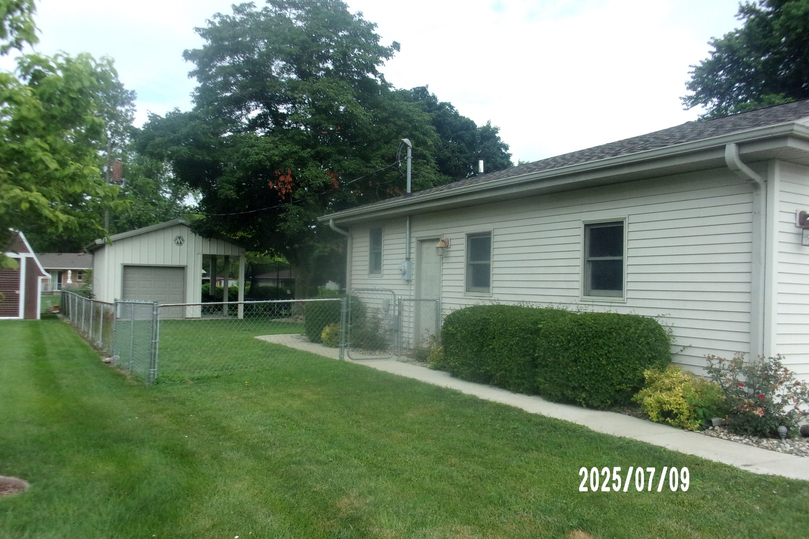 1617 North 2000 East Road Watseka, IL 60970 - Photo 7 of 34 Gallery Image 7