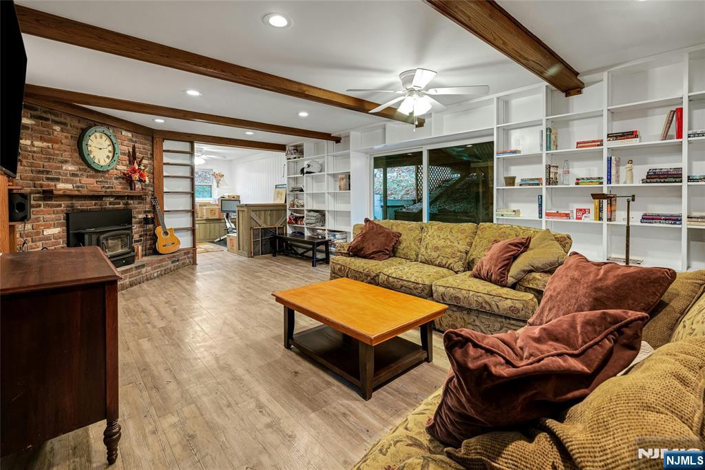 7 Kentbrook Terrace Butler, NJ 07405 - Photo 25 of 28