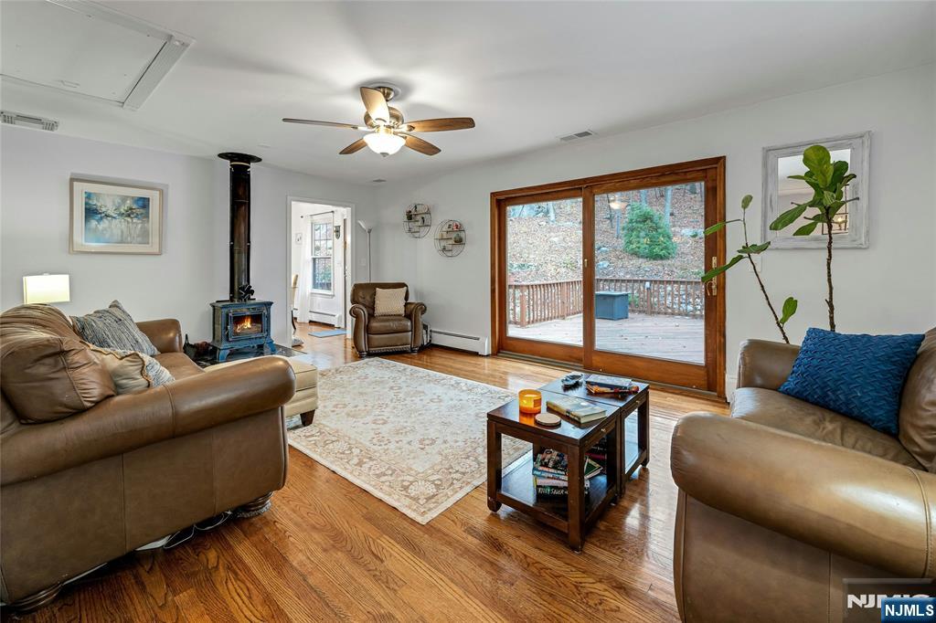 7 Kentbrook Terrace Butler, NJ 07405 - Photo 9 of 28