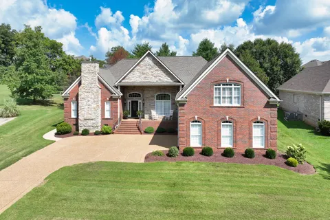 $749,900 | 1017 Dorset Drive, Hendersonville, TN 37075