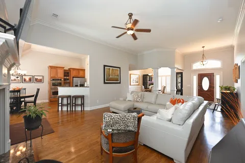 $749,900 | 1017 Dorset Drive, Hendersonville, TN 37075