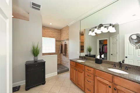 $749,900 | 1017 Dorset Drive, Hendersonville, TN 37075