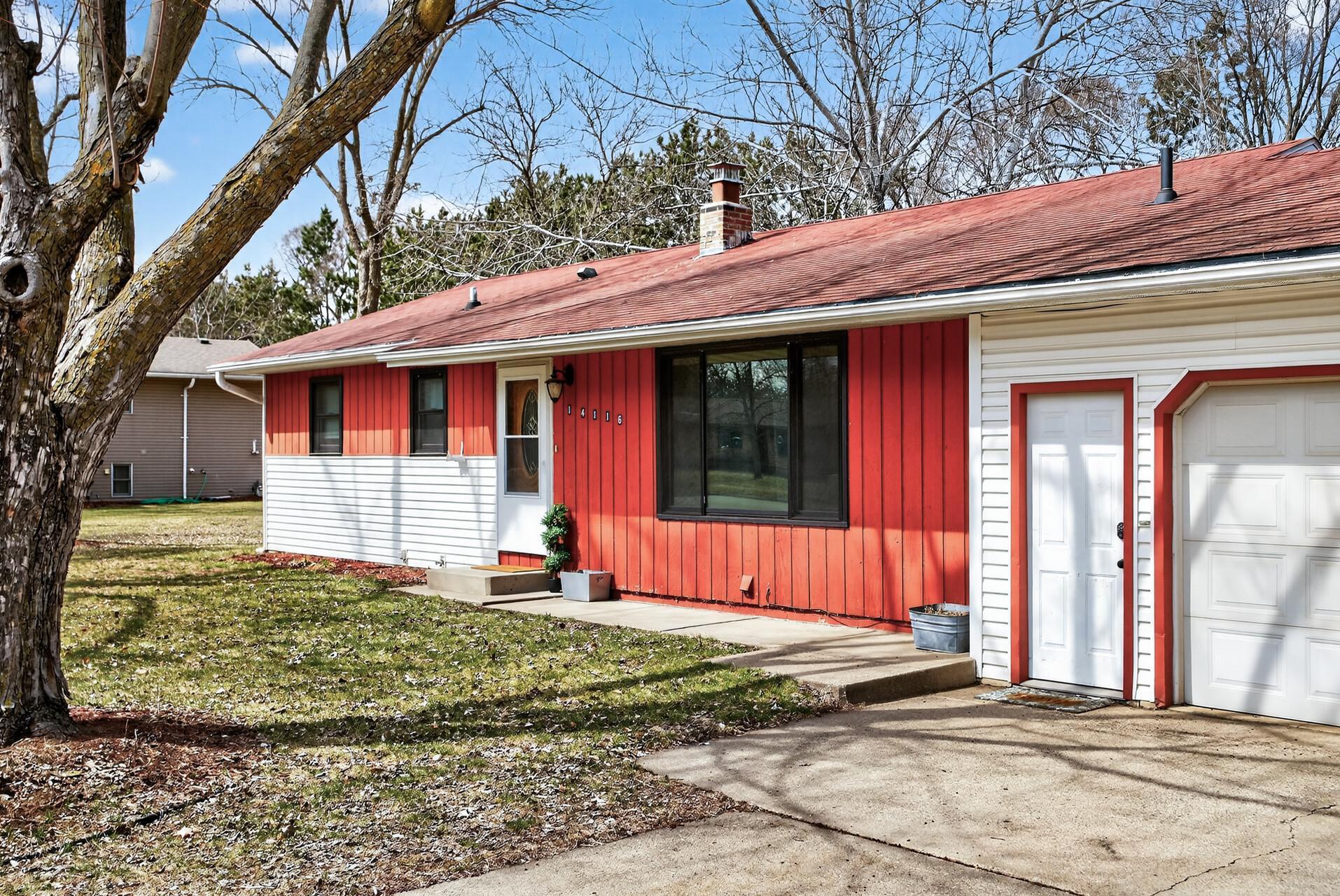 14116 Dale Street Becker, MN 55308 - Photo 4 of 36