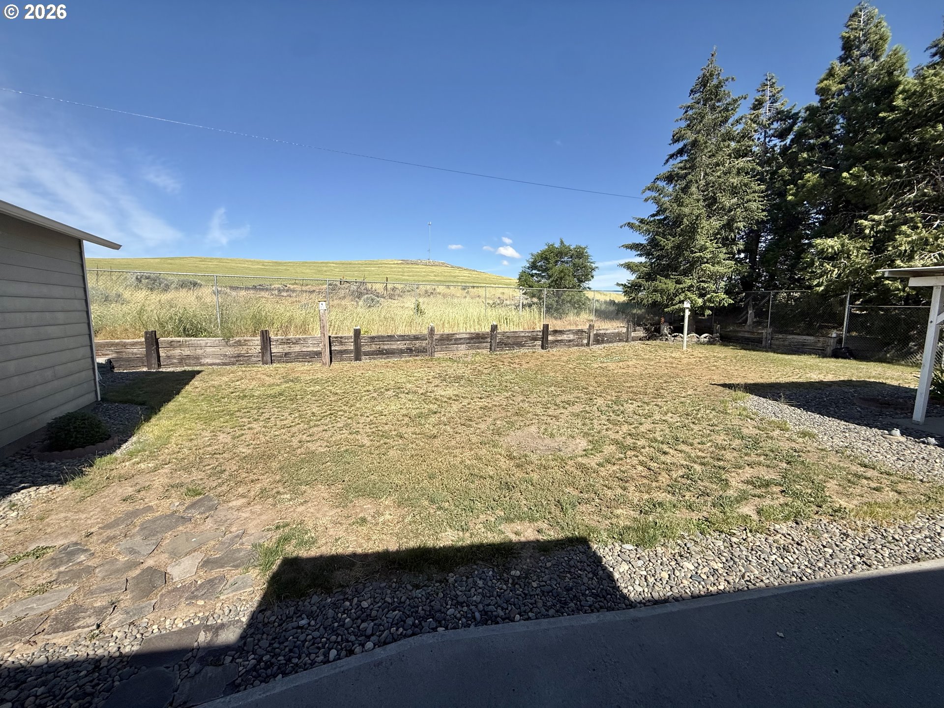 909 Toll Road Dufur, OR 97021 - Photo 17 of 22