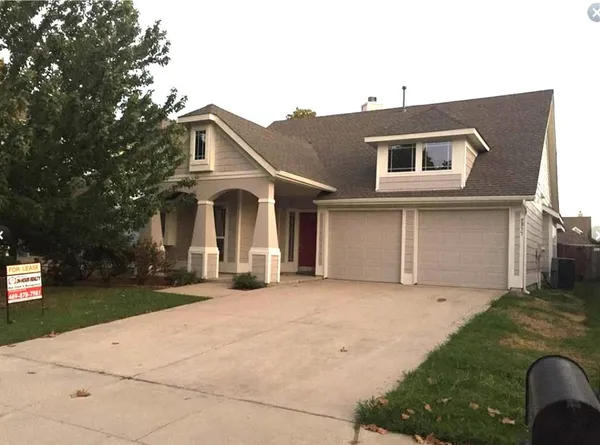 $2,250 | 9837 Meadow Rue Drive, McKinney, TX 75072