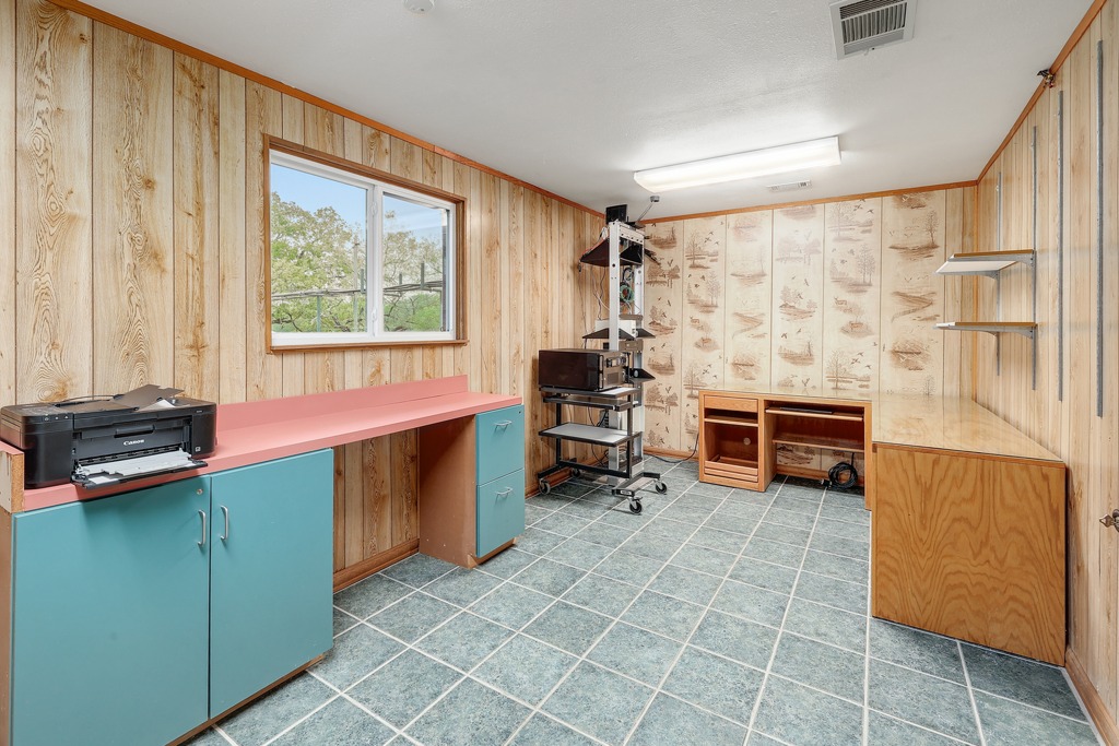 986 Shiloh Road Bastrop, TX 78602 - Photo 25 of 38
