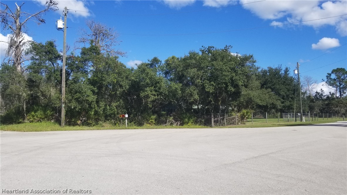 47 Crowngate Road Lake Placid, FL 33852 - Photo 16 of 18 Gallery Image 16