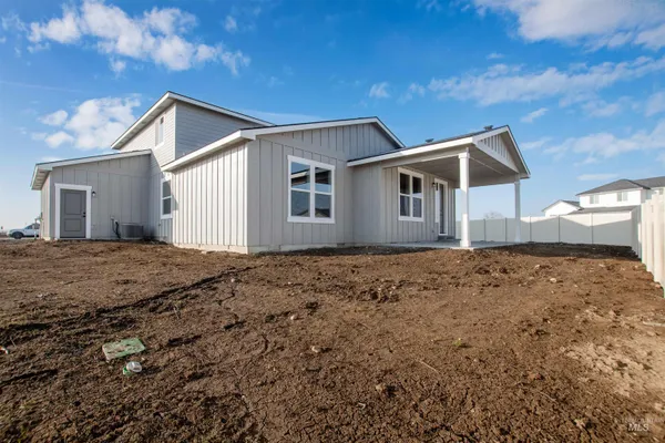$459,000 | 438 Linden Street, New Plymouth, ID 83655