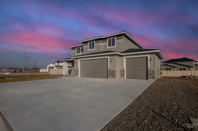 $465,000 | 438 Linden Street, New Plymouth, ID 83655