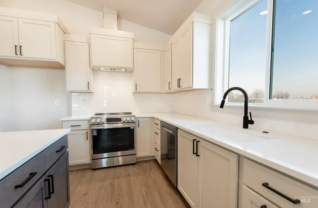 $465,000 | 438 Linden Street, New Plymouth, ID 83655