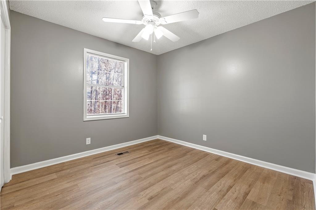 2102 Sandtree Court Southwest Atlanta, GA 30331 - Photo 8 of 14