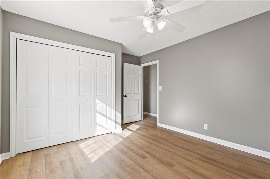 2102 Sandtree Court Southwest Atlanta, GA 30331 - Photo 9 of 14