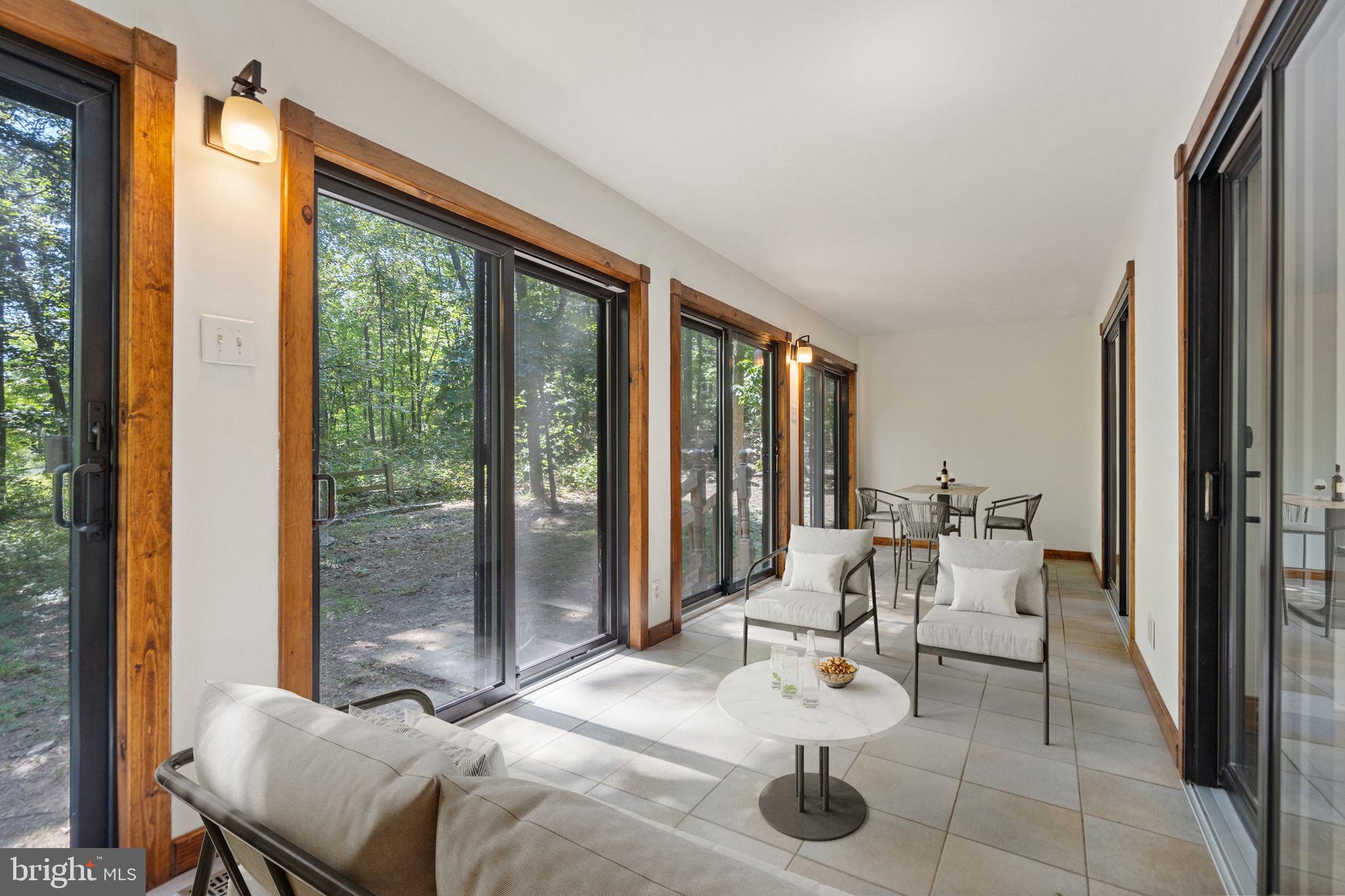 9417 Mountjoy Road Marshall, VA 20115 - Photo 16 of 45 VIRTUAL STAGED
Watch the sun set