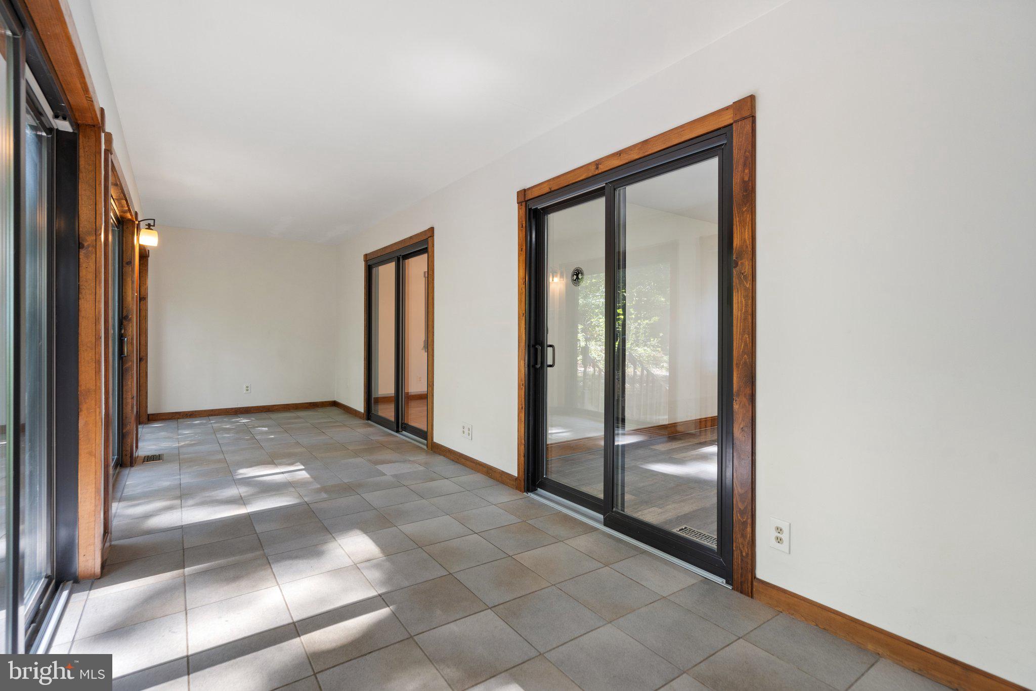 9417 Mountjoy Road Marshall, VA 20115 - Photo 17 of 45