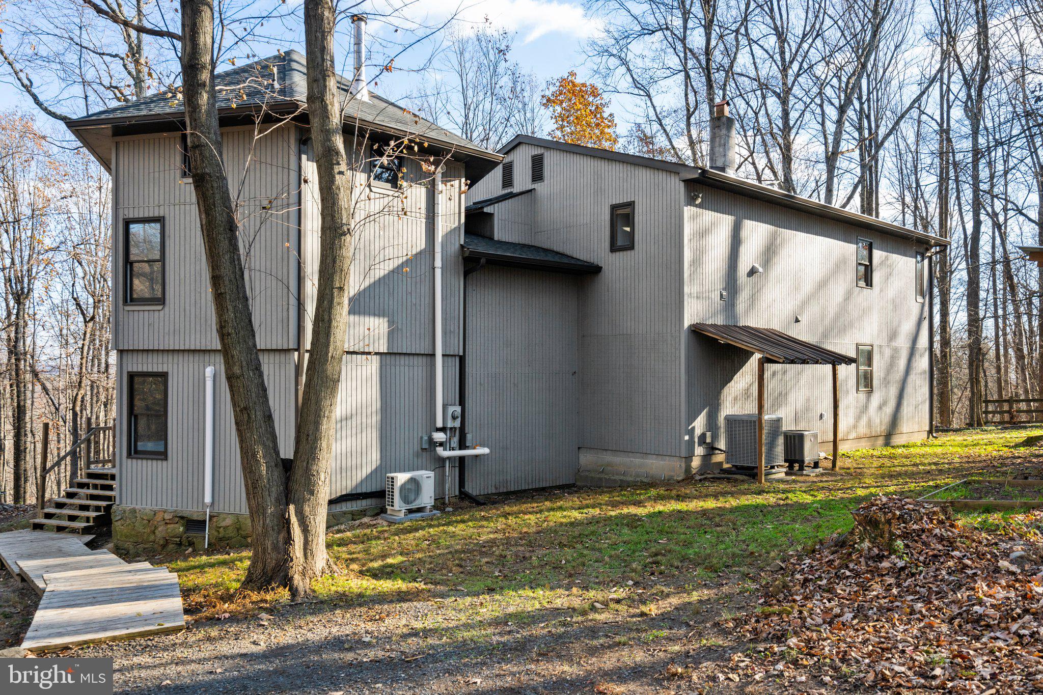 9417 Mountjoy Road Marshall, VA 20115 - Photo 3 of 45 New Roof & Gutters Installed 11/2024