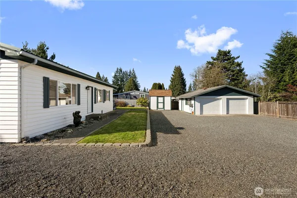 $560,000 | 915 128th Street Southwest, Everett, WA 98204