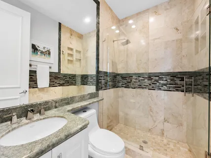 $1,795,000 | 208 Southeast 10th Terrace, Fort Lauderdale, FL 33301