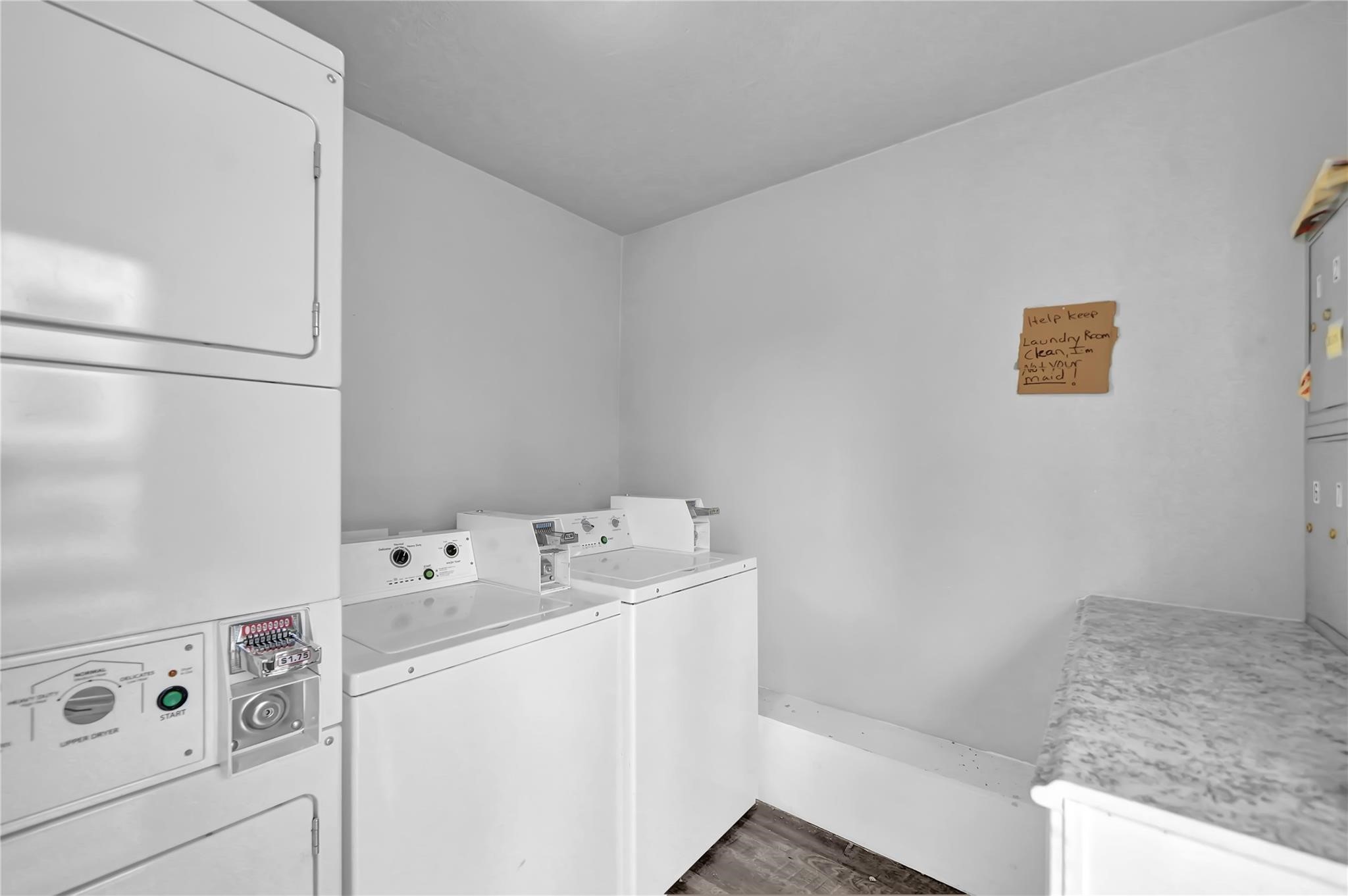5327 Bell Street, Unit 8 Houston, TX 77023 - Photo 8 of 9 On-site coin operated washer / dryer facility