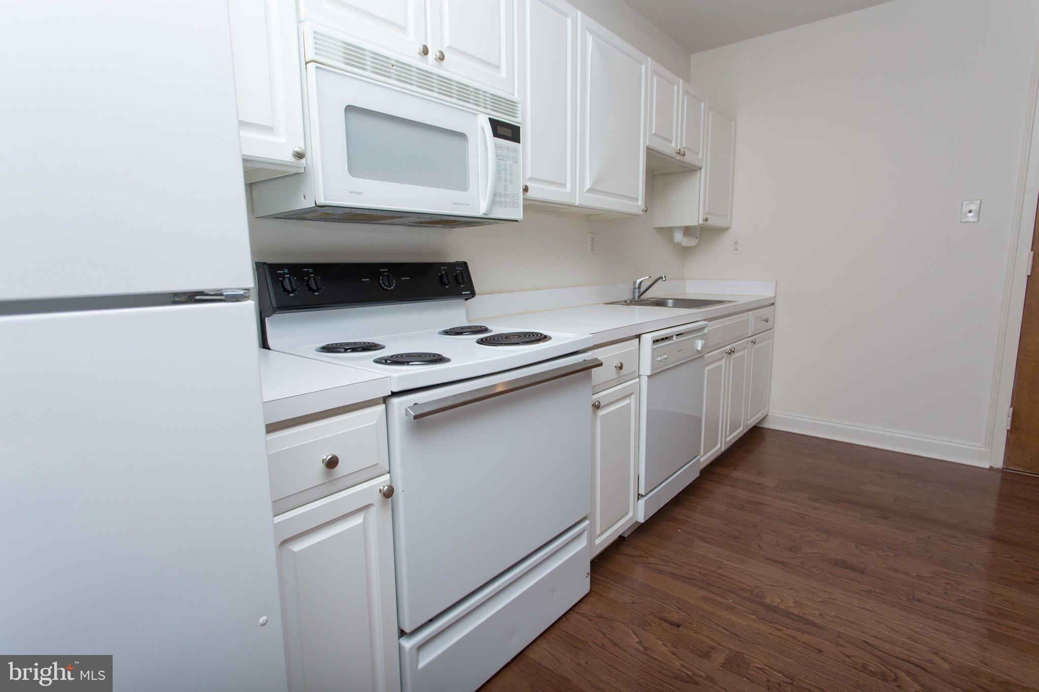 1411-2 Walnut Street, Unit 702 Philadelphia, PA 19102 - Photo 10 of 15