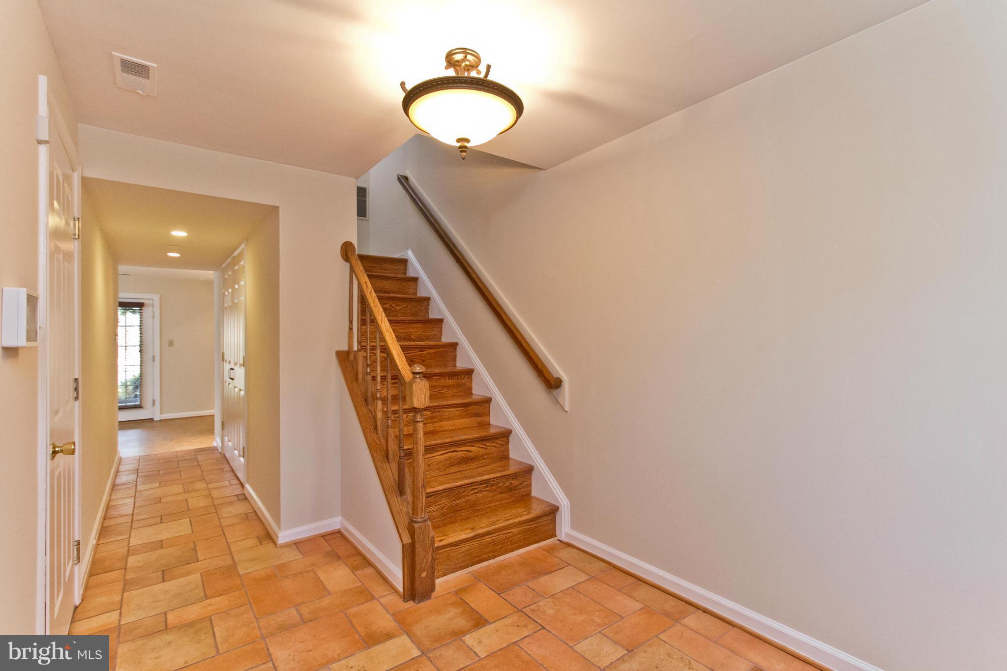 8004 Broken Reed Court Frederick, MD 21701 - Photo 2 of 30 Interior (General)