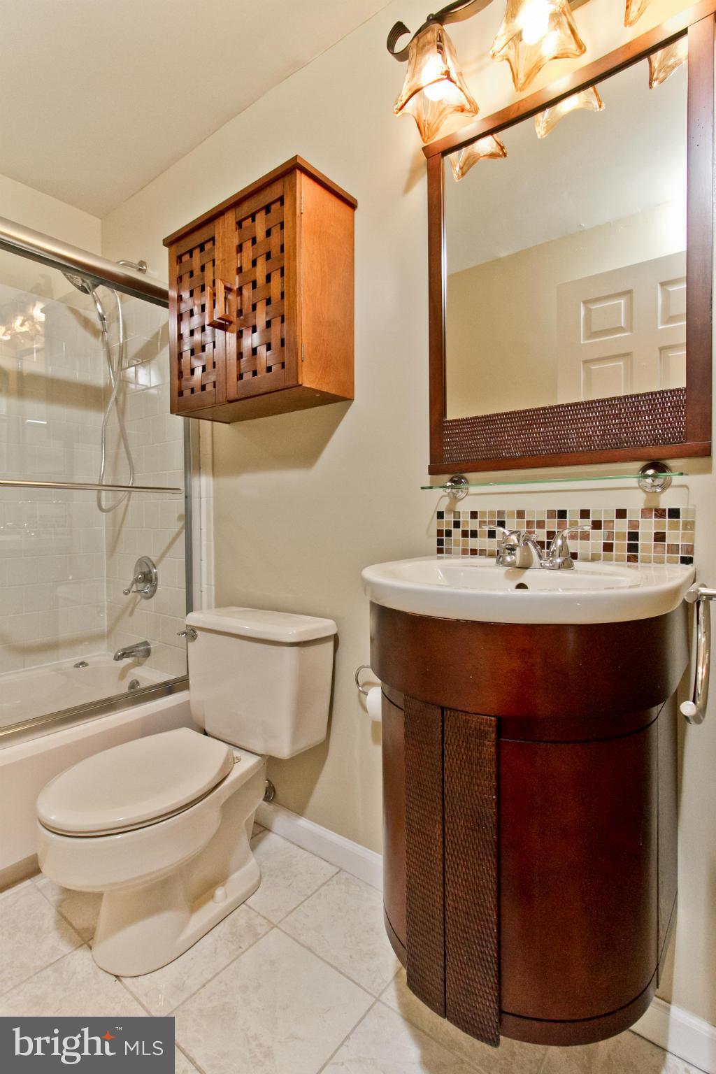 8004 Broken Reed Court Frederick, MD 21701 - Photo 15 of 30 Bath