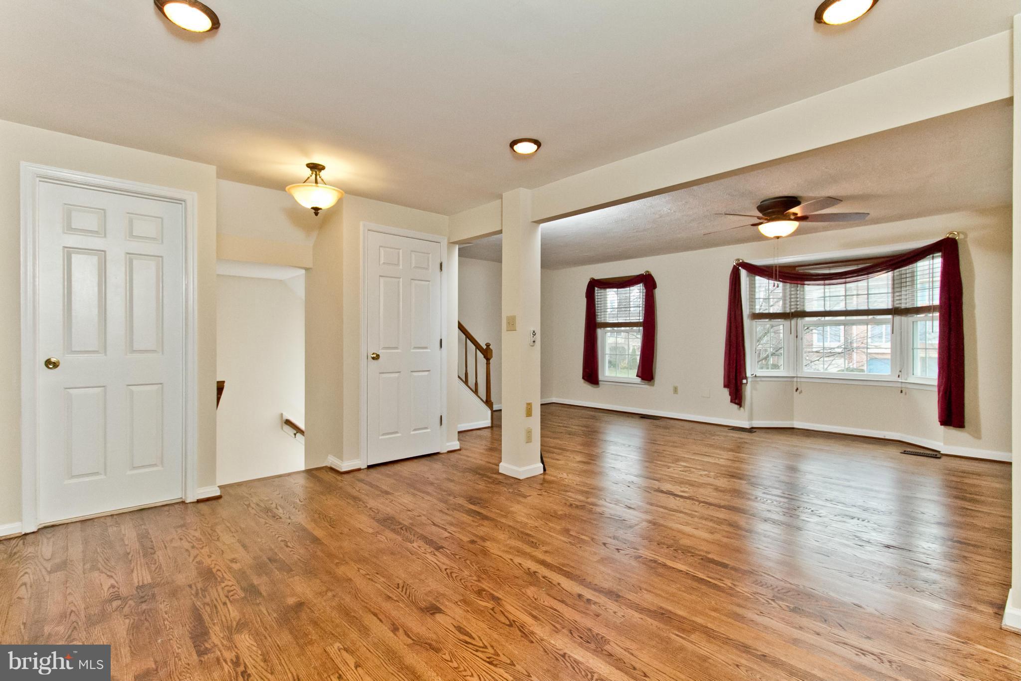 8004 Broken Reed Court Frederick, MD 21701 - Photo 5 of 30 Living Room