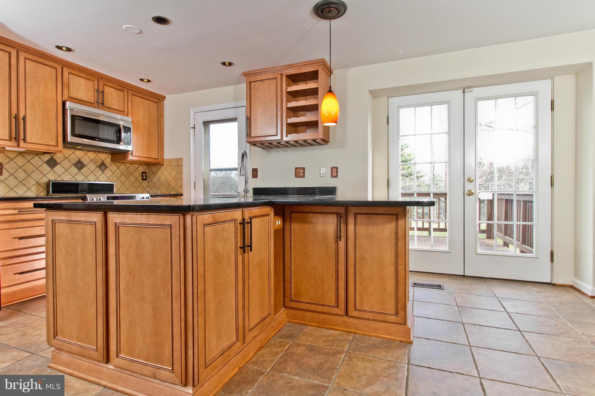 8004 Broken Reed Court Frederick, MD 21701 - Photo 8 of 30 Kitchen