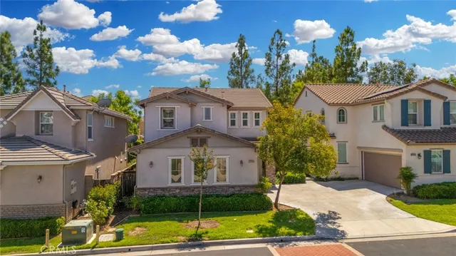 front view of house with a yard