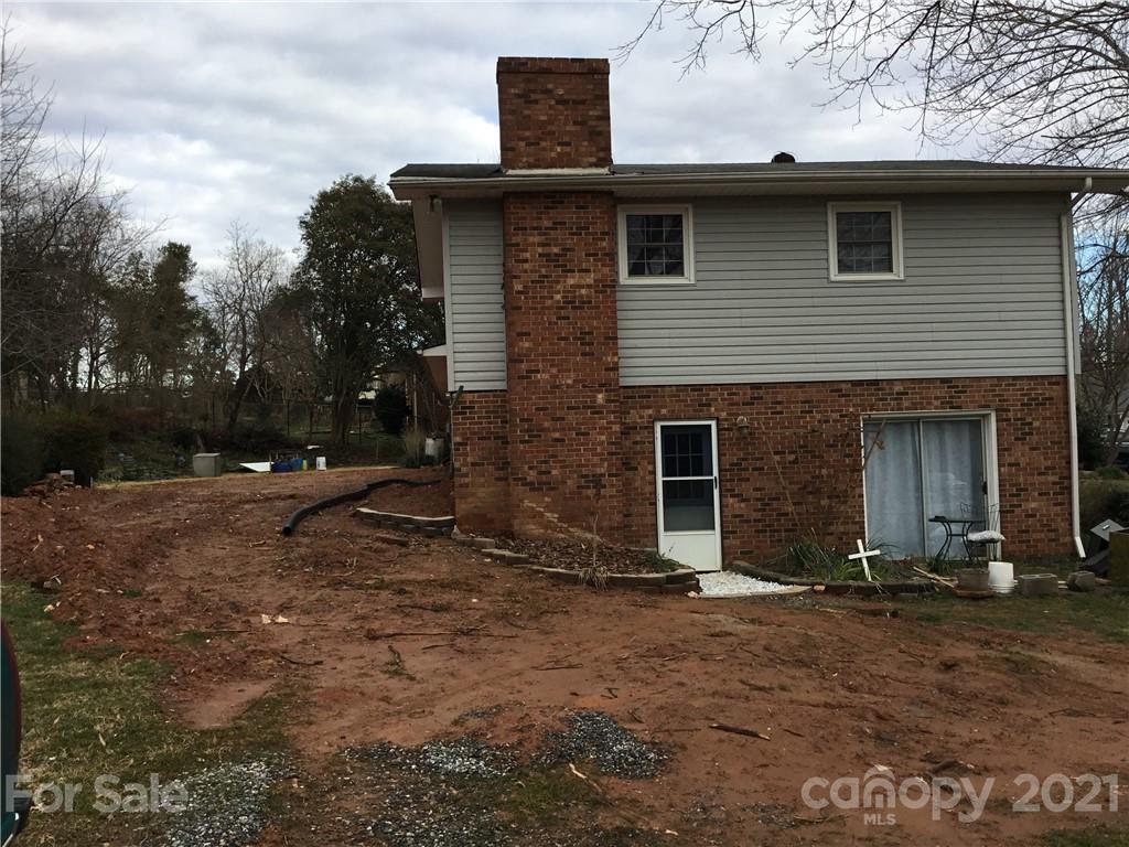 5615 Grace Chapel Road Hickory, NC 28601 - Photo 14 of 16 Gallery Image 14
