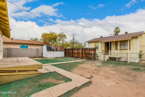 $1,099 | 1238 East Pierce Street, Unit GH, Phoenix, AZ 85006