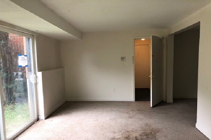 4 Brookside Drive, Unit 2 Exeter, NH 03833 - Photo 4 of 19 Gallery Image 4