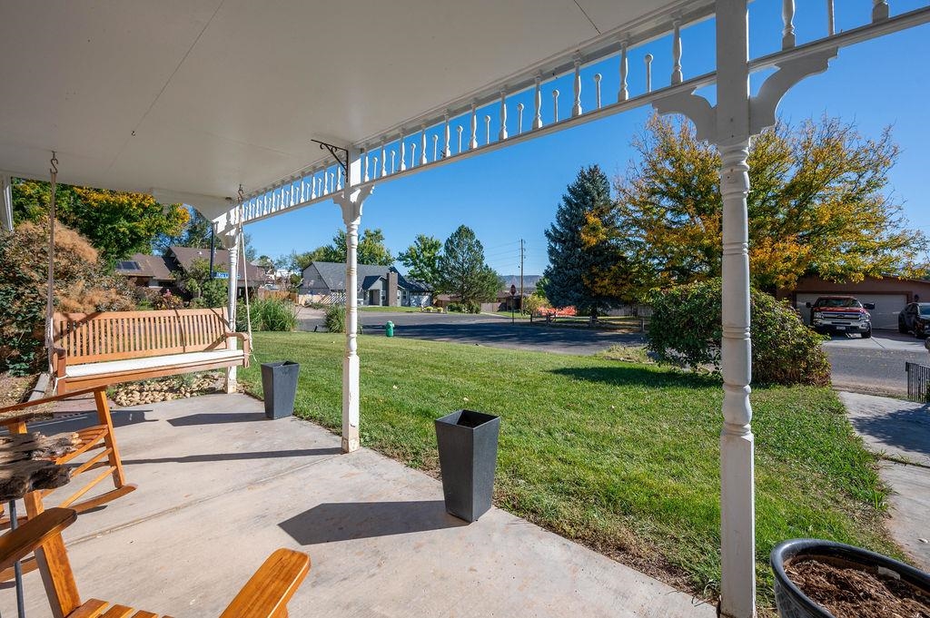 563 Rio Oso Lane Grand Junction, CO 81507 - Photo 3 of 22