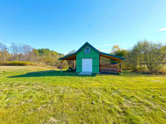 $669,900 | 10 Duval Road, Dalton, NH 03598