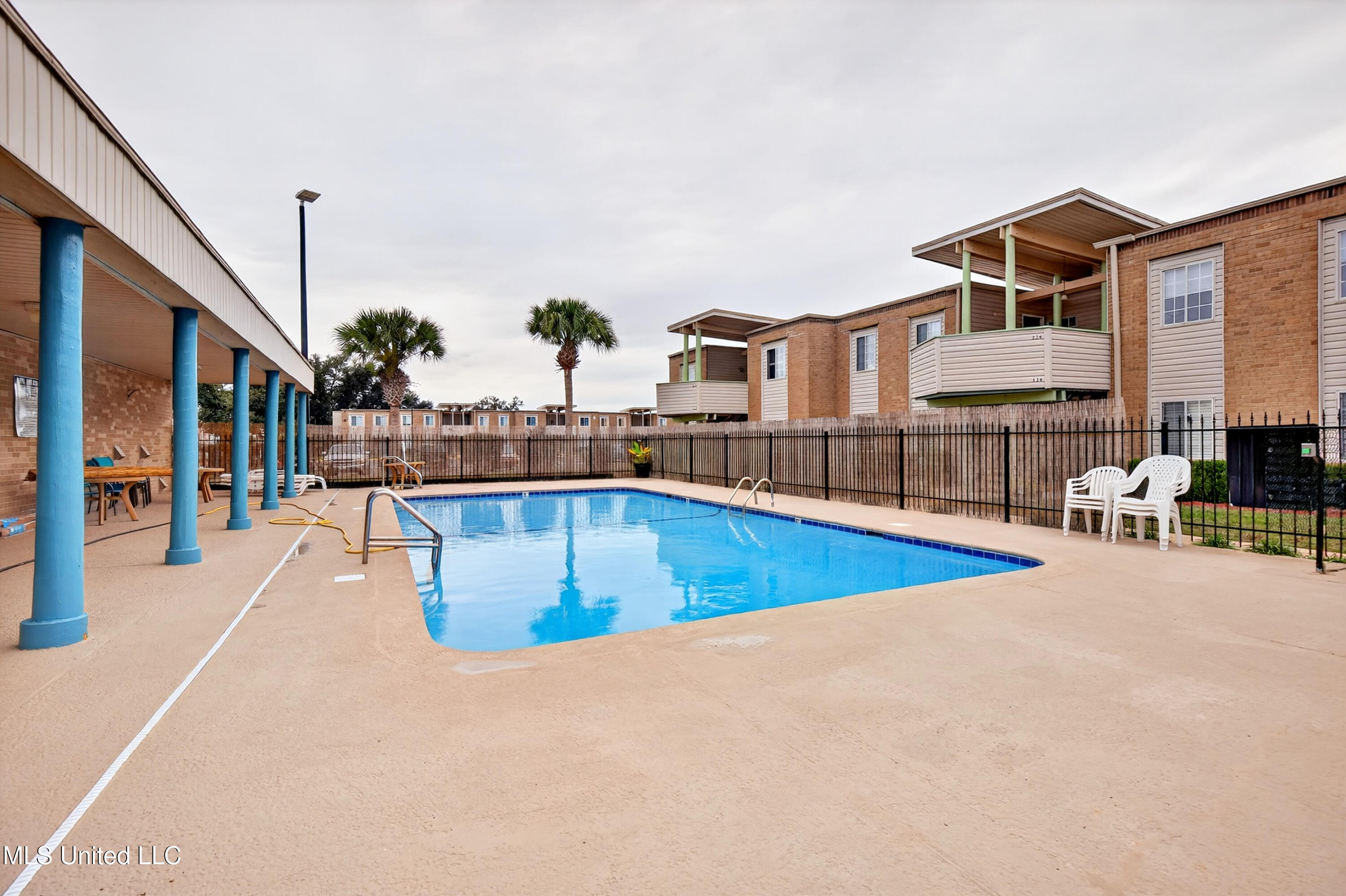 245 Mc Donnell Avenue, Unit G147 Biloxi, MS 39531 - Photo 18 of 24 IMG_7571
