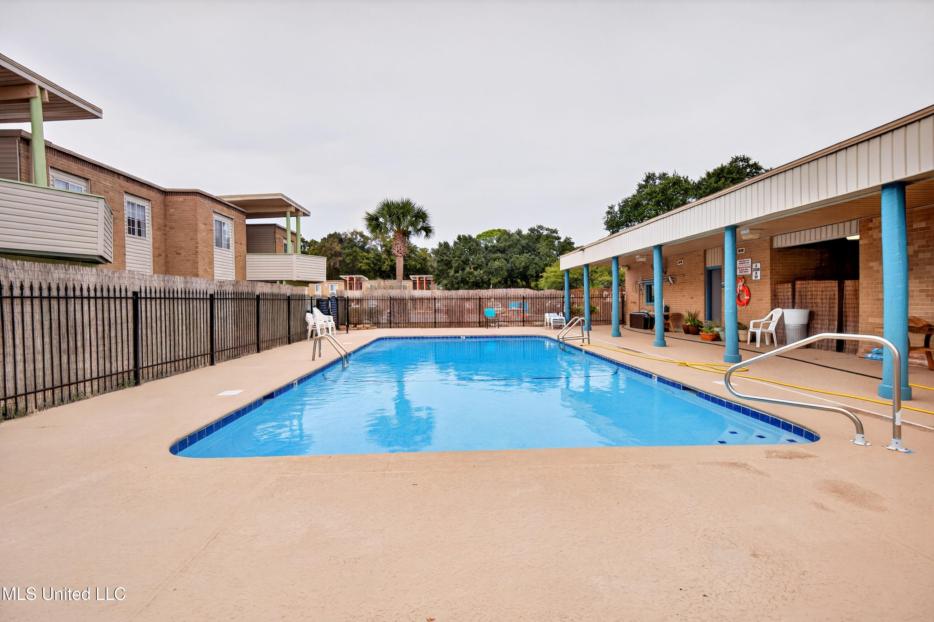 245 Mc Donnell Avenue, Unit G147 Biloxi, MS 39531 - Photo 19 of 24 IMG_7572