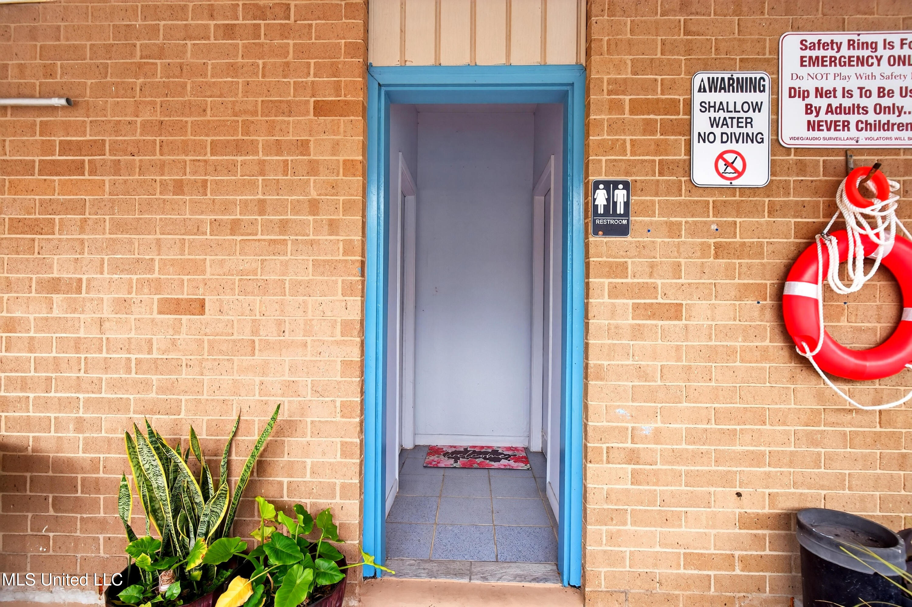 245 Mc Donnell Avenue, Unit G147 Biloxi, MS 39531 - Photo 20 of 24 IMG_7573