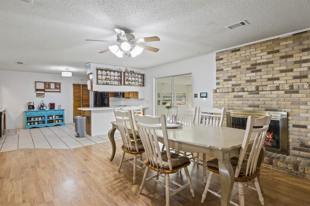 401 Hickory Street Mount Pleasant, TX 75455 - Photo 13 of 38