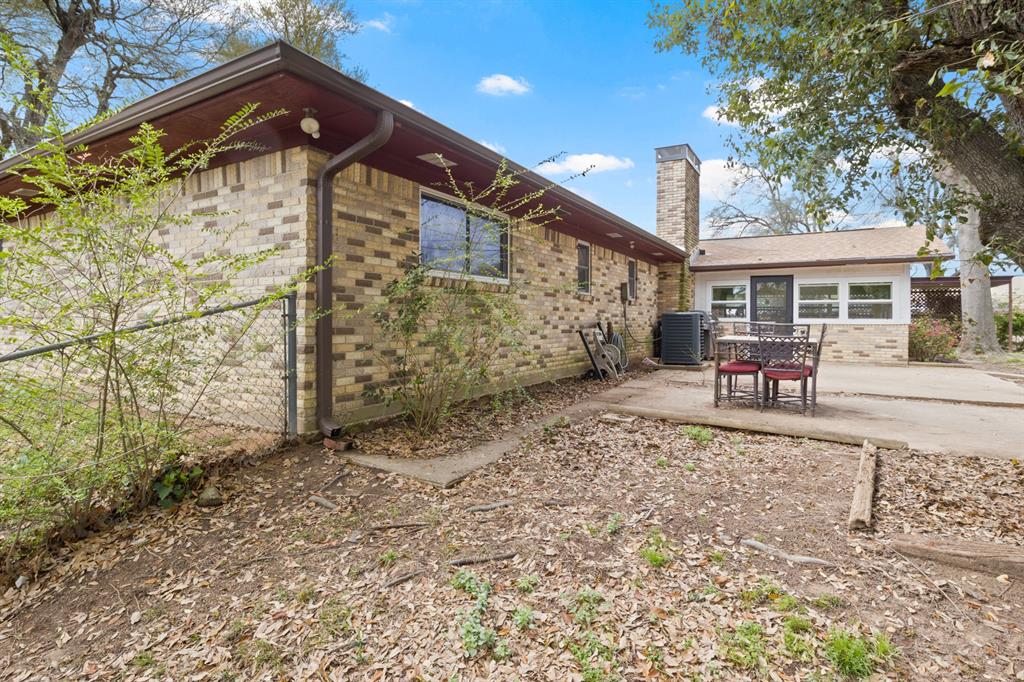 401 Hickory Street Mount Pleasant, TX 75455 - Photo 37 of 38