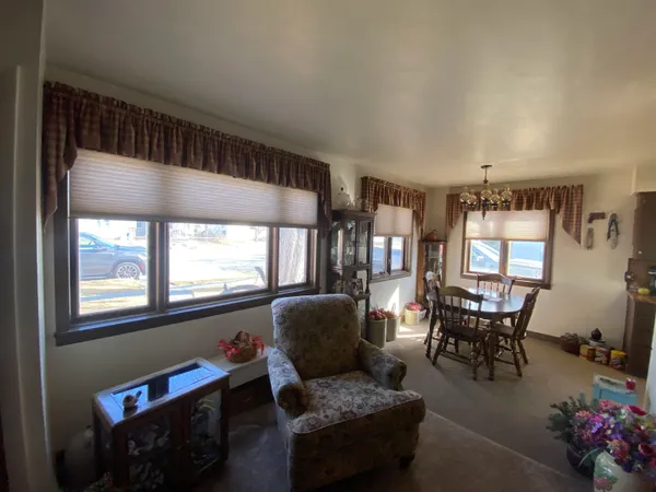 $220,000 | 1111 East Park Avenue, Riverton, WY 82501