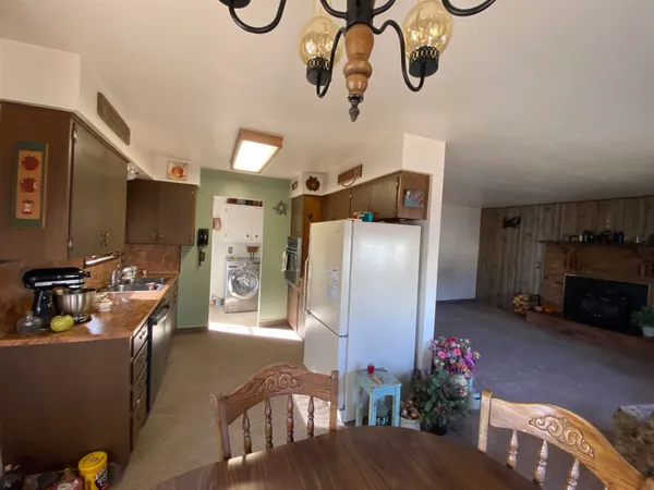 $220,000 | 1111 East Park Avenue, Riverton, WY 82501