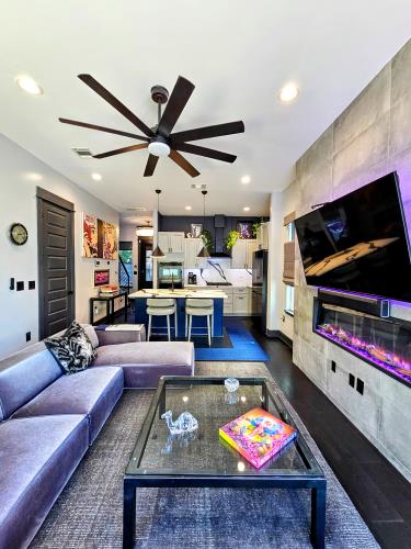 1111 Walton Lane Austin, TX 78721 - Photo 7 of 20