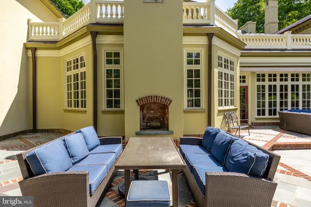 $3,000,000 | 205 East Central Avenue, Moorestown, NJ 08057