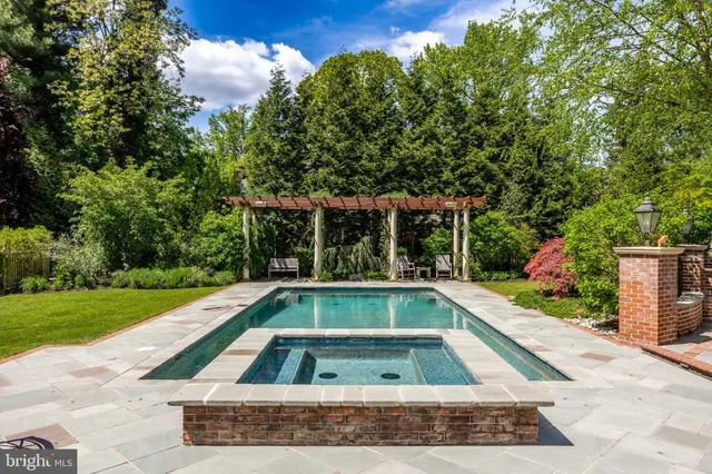 $3,000,000 | 205 East Central Avenue, Moorestown, NJ 08057