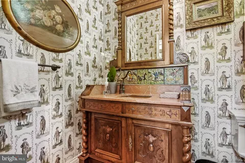 $3,000,000 | 205 East Central Avenue, Moorestown, NJ 08057