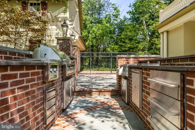 $3,000,000 | 205 East Central Avenue, Moorestown, NJ 08057