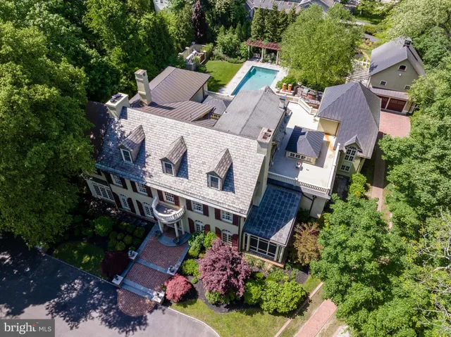 $3,000,000 | 205 East Central Avenue, Moorestown, NJ 08057